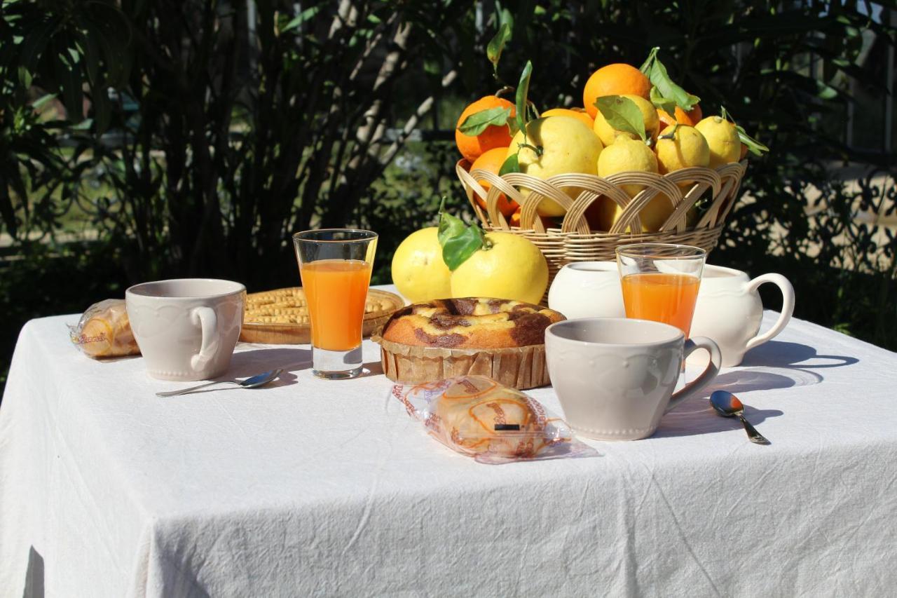 Bed and Breakfast Domu Virginia Castiadas Exteriér fotografie