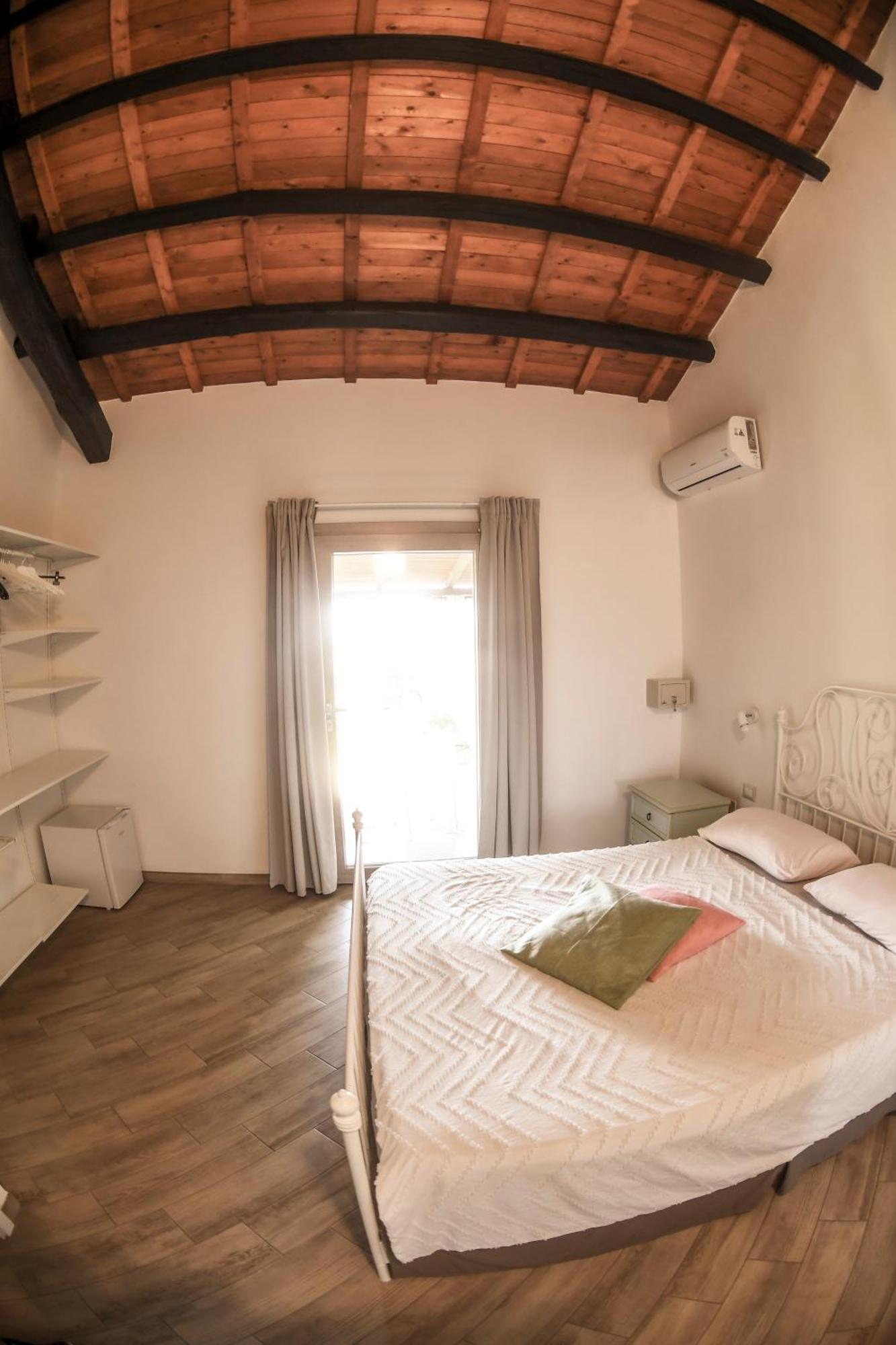 Bed and Breakfast Domu Virginia Castiadas Exteriér fotografie